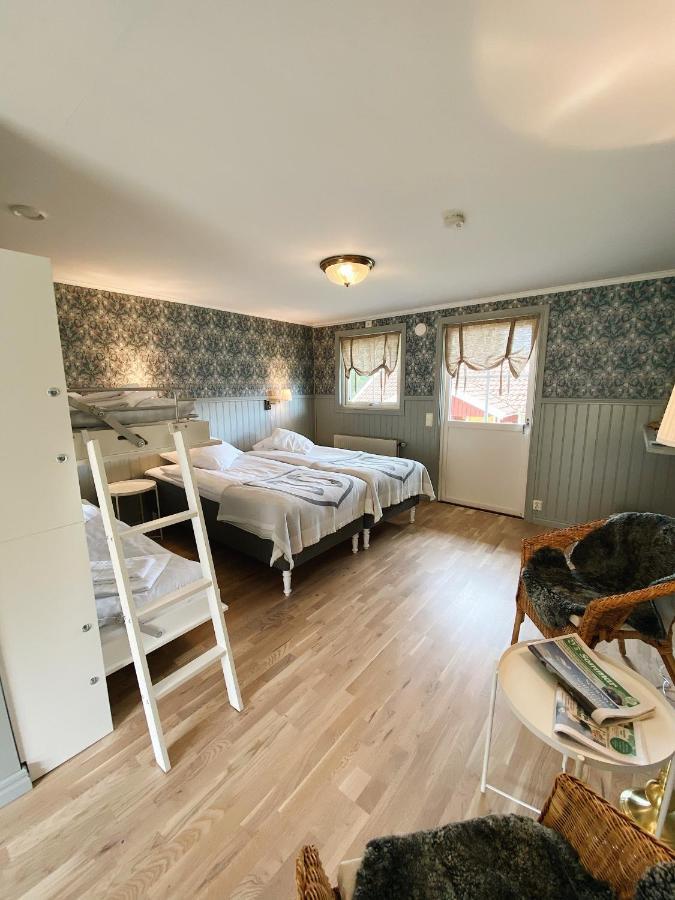 Tva Skyttlar Hotel Orby ภายนอก รูปภาพ