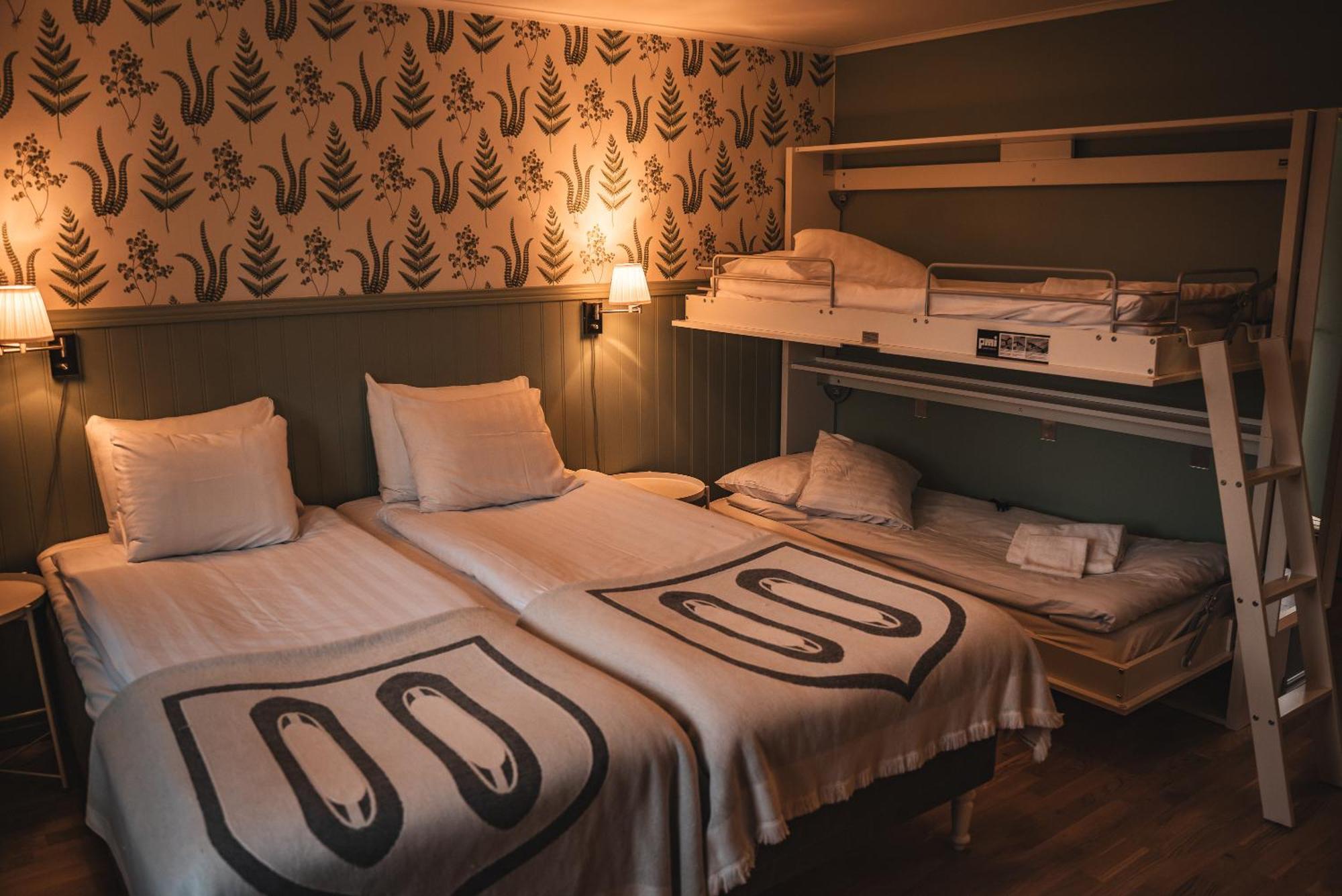 Tva Skyttlar Hotel Orby ภายนอก รูปภาพ