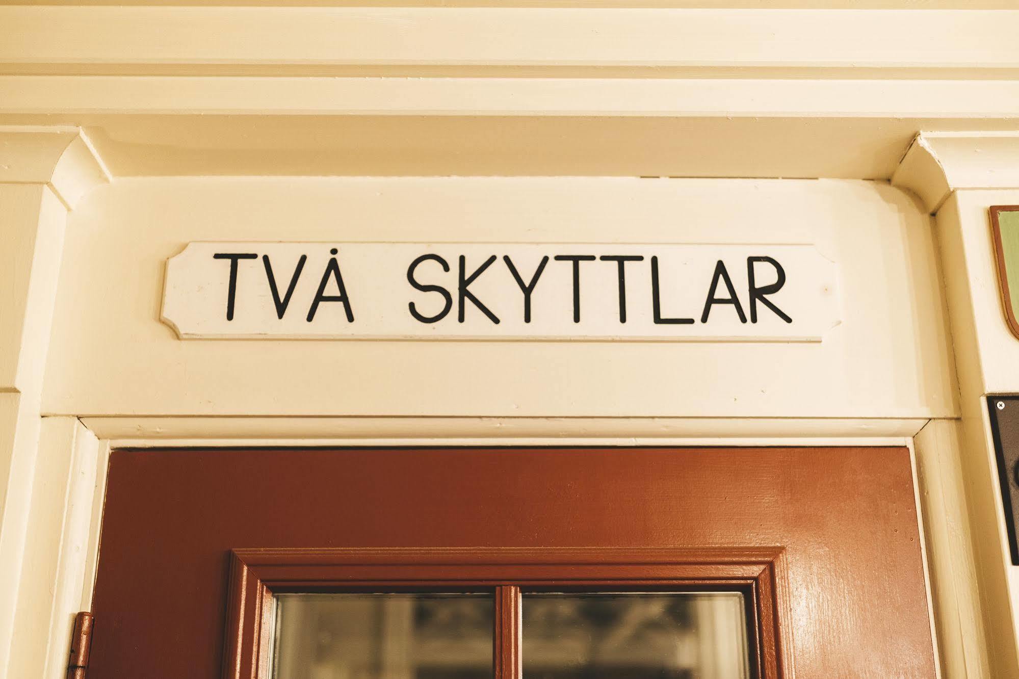 Tva Skyttlar Hotel Orby ภายนอก รูปภาพ